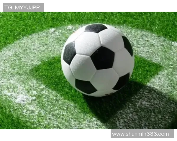 足球女10的传奇之路：从草根到巅峰的奋斗与荣耀